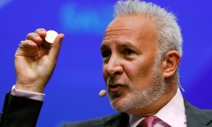 Peter Schiff accuses Michael Saylor and CNBC of “pumping” Bitcoin