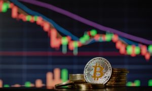Bitcoin Declines as ETFs End 19-Day Gains Amid US Inflation Concerns